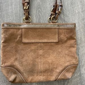 COACH Suede Purse in camel / gallery tote beaded, gold rings